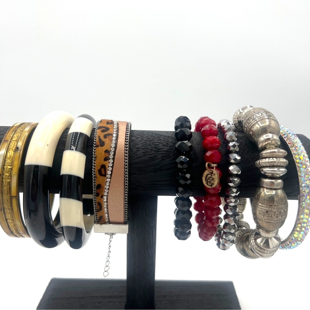 Bracelet 8 Various‎ Styles Colors Materials Sizes Rhinestones to Leather